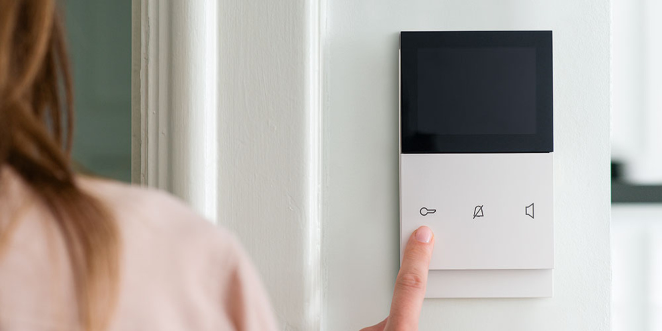 ELCOM.TOUCH bei Bernstein Elektrotechnik in Fürth